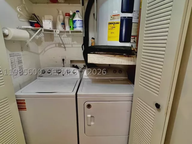 Продажа дома по адресу 2102 NW 193rd Ave - фото 9262617