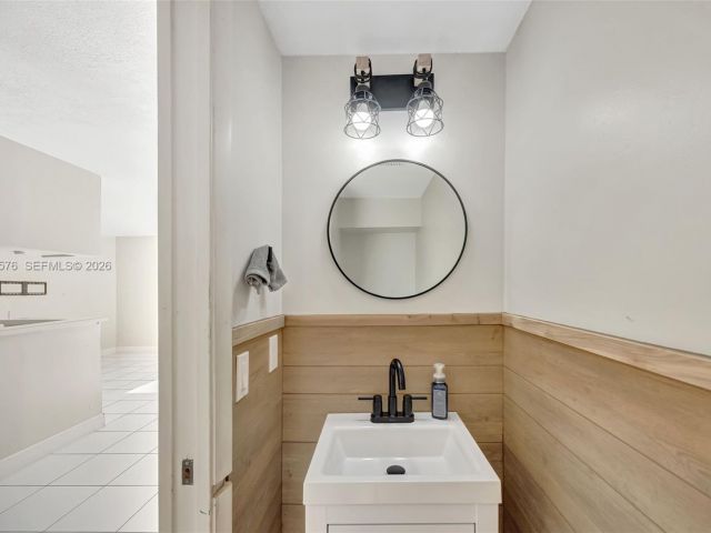 Продажа дома по адресу 15224 SW 111th St - фото 7464932