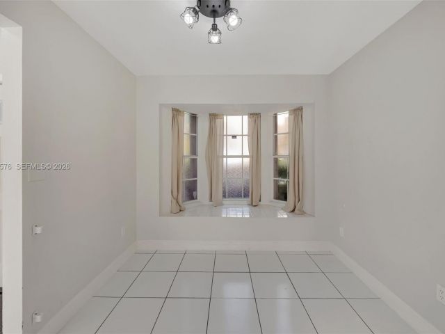 Продажа дома по адресу 15224 SW 111th St - фото 7464934