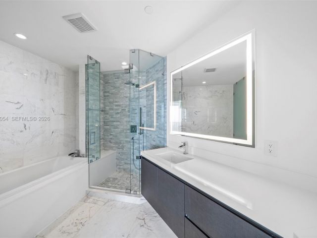 Продажа квартиры #4010 - фото 7487792