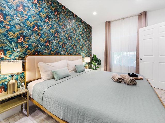 Продажа дома по адресу 232 NW 59th St - фото 7464643