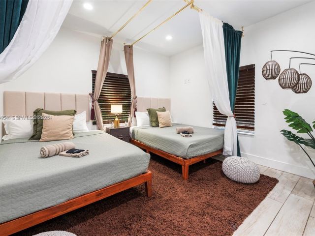 Продажа дома по адресу 232 NW 59th St - фото 7464654