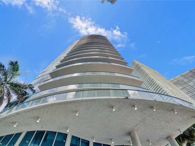 Квартира в аренду номер1007 - фото 7494930