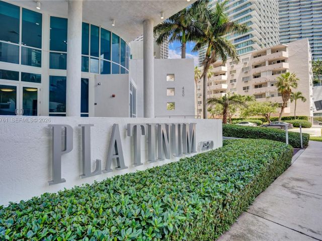 Квартира в аренду номер1007 - фото 7494931