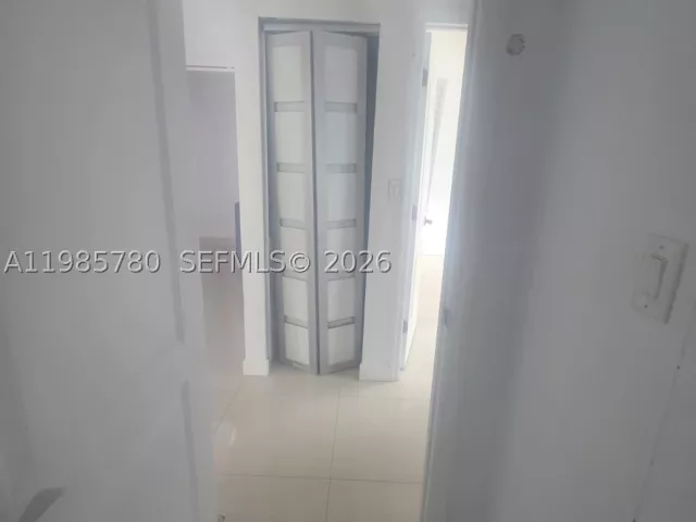 Продажа дома по адресу 710 SW 99th Ct Cir - фото 9093147