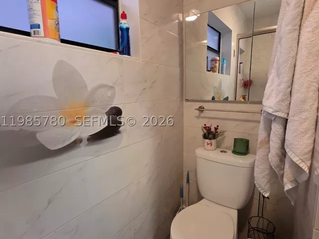 Продажа дома по адресу 710 SW 99th Ct Cir - фото 9093174
