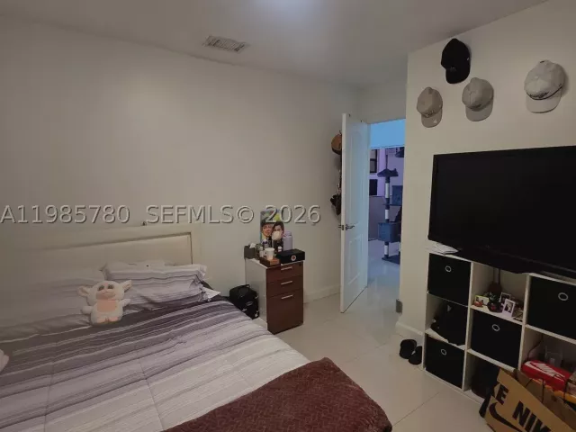 Продажа дома по адресу 710 SW 99th Ct Cir - фото 9093191
