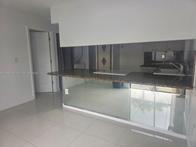 Продажа дома по адресу 710 SW 99th Ct Cir - фото 7464626