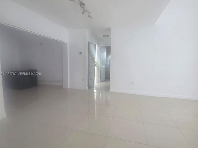 Продажа дома по адресу 710 SW 99th Ct Cir - фото 7464636