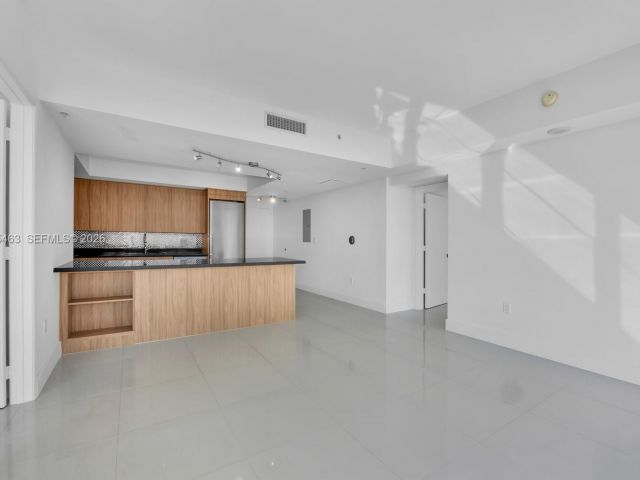 Продажа квартиры #3904 - фото 7525110