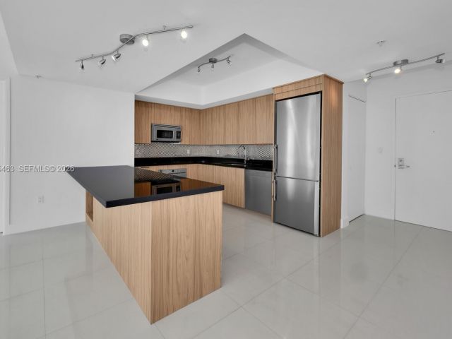 Продажа квартиры #3904 - фото 7525114