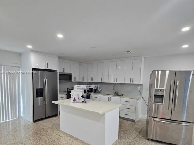 Дом в аренду по адресу 4970 NW 182nd St 0 - фото 7479387