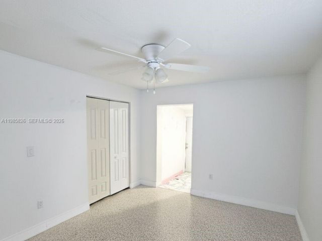 Дом в аренду по адресу 4970 NW 182nd St 0 - фото 7479391