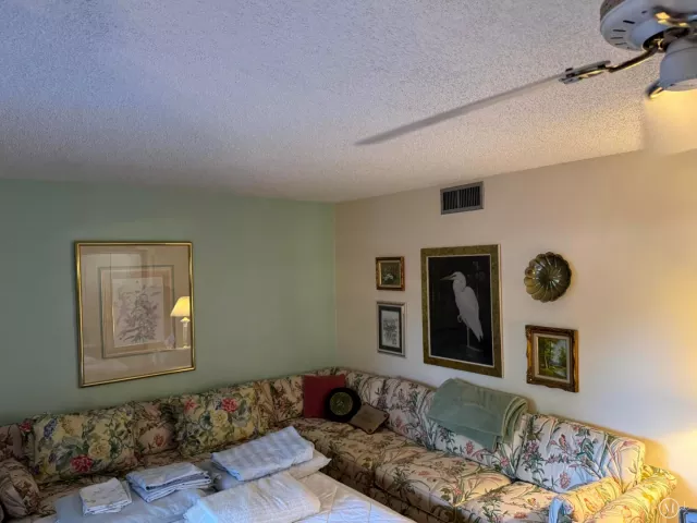 Продажа дома по адресу 31 Chestnut Circle - фото 9062768