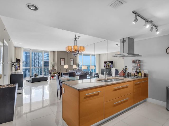 Продажа квартиры #2909 - фото 7510825