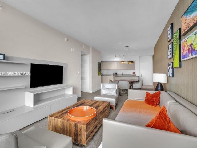 Продажа квартиры #1210 - фото 7512311