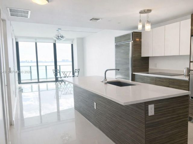 Продажа квартиры #1407 - фото 7493244