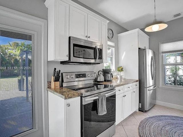 Продажа дома по адресу 8900 Harding Ave - фото 7466978