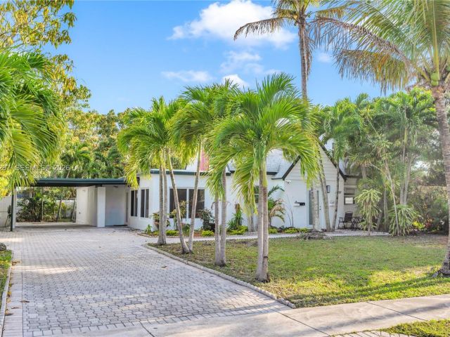 Дом в аренду по адресу 1960 NE 182nd St - фото 7515566