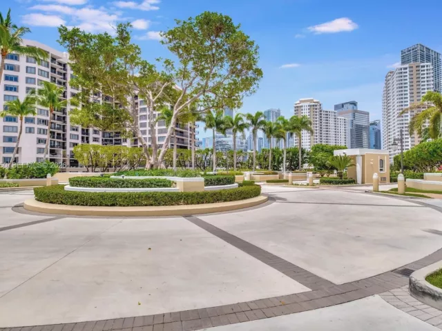 Продажа квартиры #2602 - фото 7511403