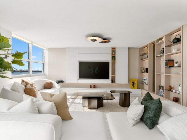 Продажа квартиры #1203/1205 - фото 7508577