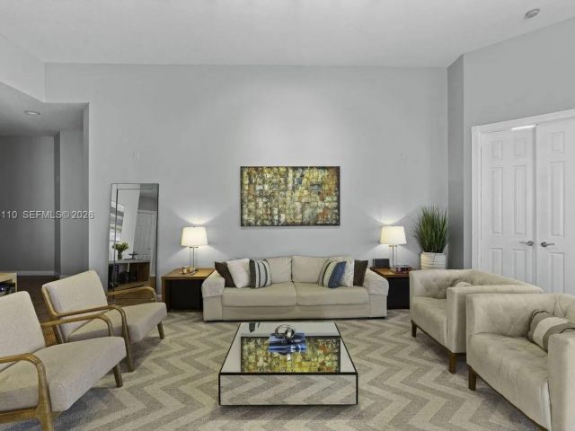 Продажа дома по адресу 2862 Irma Lake Dr - фото 7498453