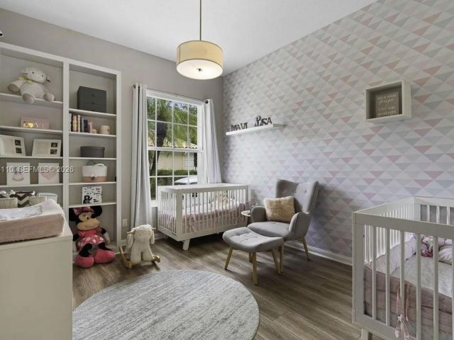 Продажа дома по адресу 2862 Irma Lake Dr - фото 7498459