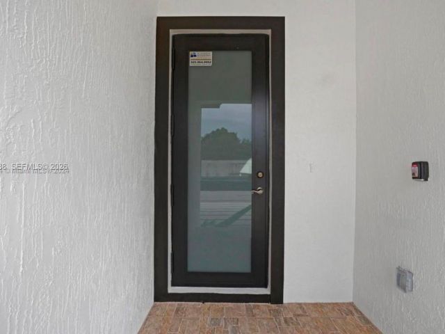 Дом в аренду по адресу 2210 Farragut St - фото 7472095