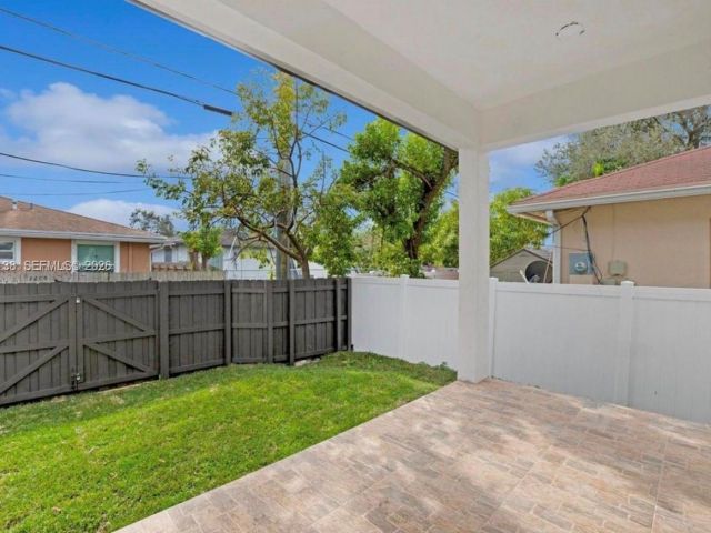 Дом в аренду по адресу 2210 Farragut St - фото 7472108