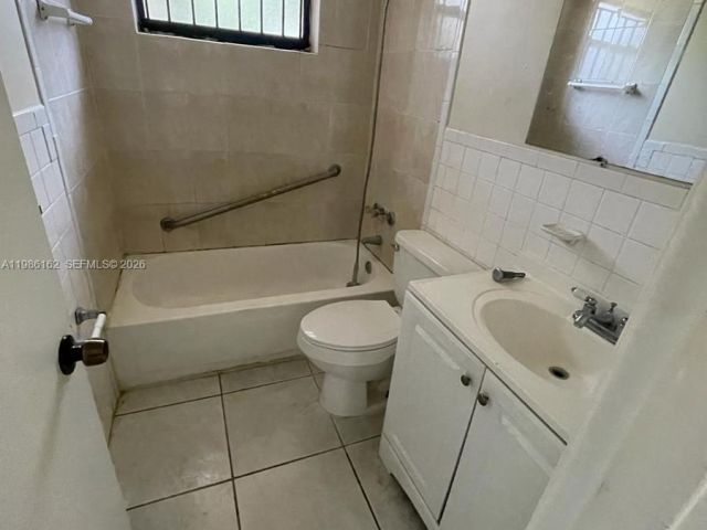 Дом в аренду по адресу 1941 NW 152nd Ter - фото 7479363