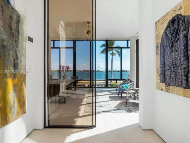 Продажа дома по адресу 6315 S Flagler Dr - фото 7516915