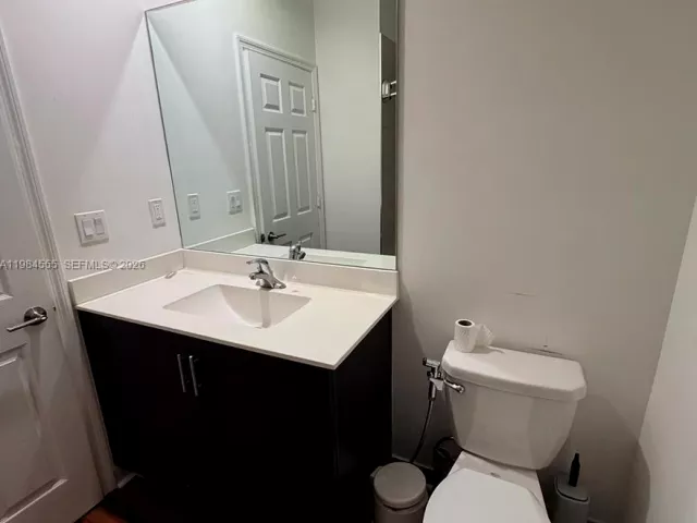 Дом в аренду по адресу 1502 SW 29th St - фото 7543511