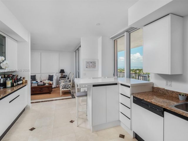 Продажа квартиры #1603 - фото 7490528