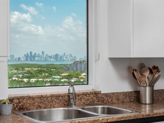 Продажа квартиры #1603 - фото 7490530