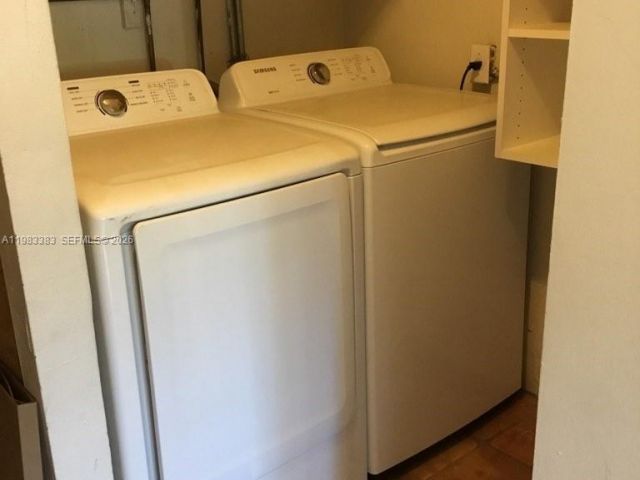 Дом в аренду по адресу 8927 Hawthorne Ave - фото 7533050