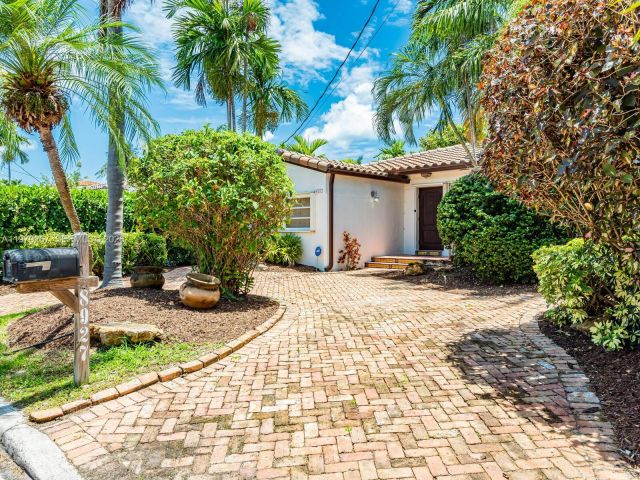 Продажа дома по адресу 8927 Hawthorne Ave - фото 7466952