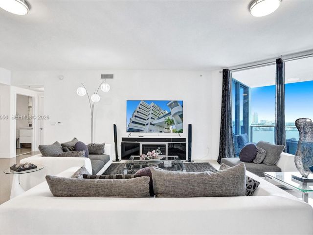 Продажа квартиры #1207 - фото 7503517