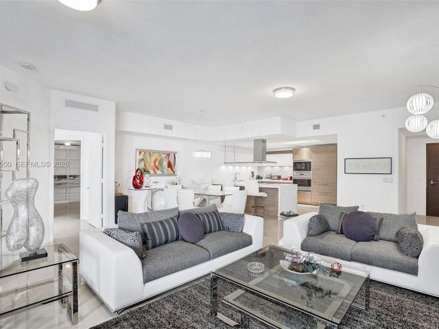 Продажа квартиры #1207 - фото 7503518