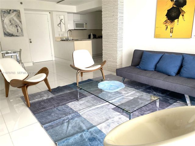 Квартира в аренду номер1011 - фото 7478887