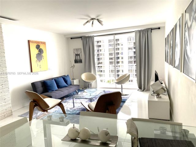 Квартира в аренду номер1011 - фото 7478889