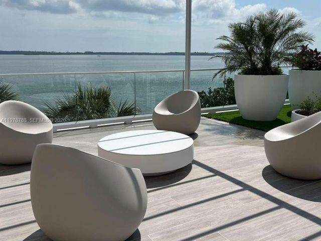 Квартира в аренду номер1011 - фото 7478902