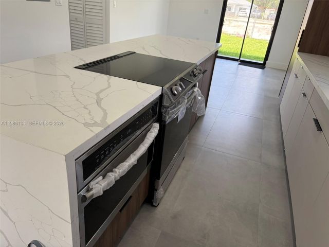 Дом в аренду по адресу 2421 NW 153rd St 0 - фото 7521685