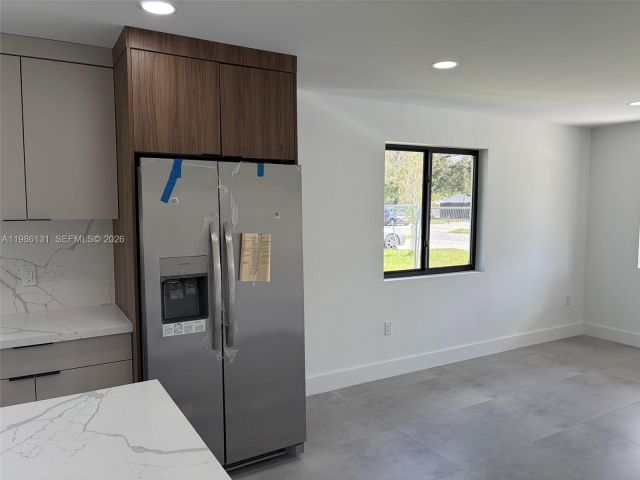 Дом в аренду по адресу 2421 NW 153rd St 0 - фото 7521686