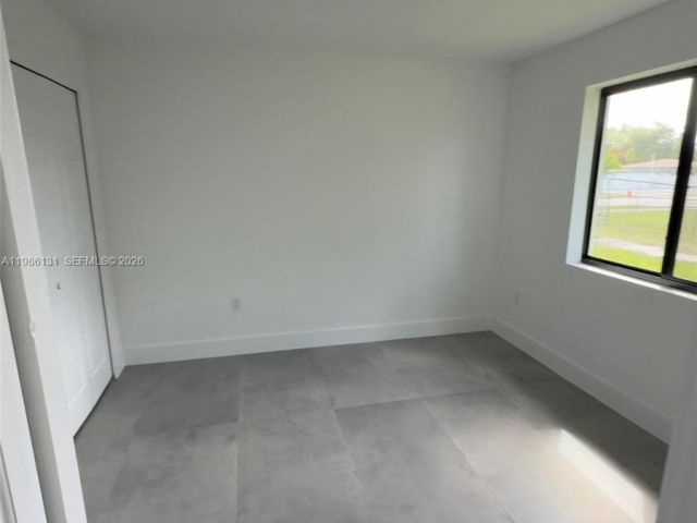 Дом в аренду по адресу 2421 NW 153rd St 0 - фото 7521691