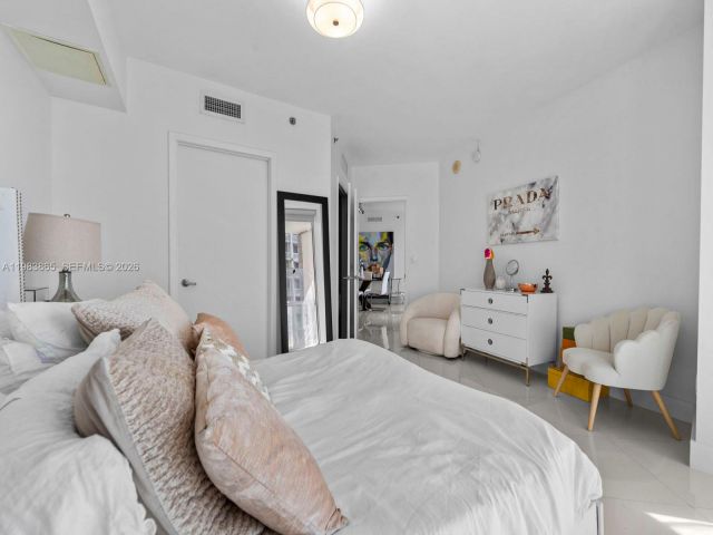 Продажа квартиры # - фото 7510518