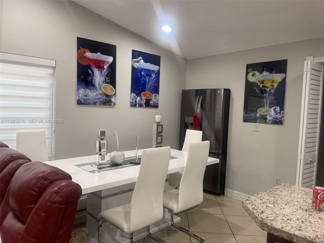 Продажа дома по адресу 3115 NW 86th street - фото 7463567