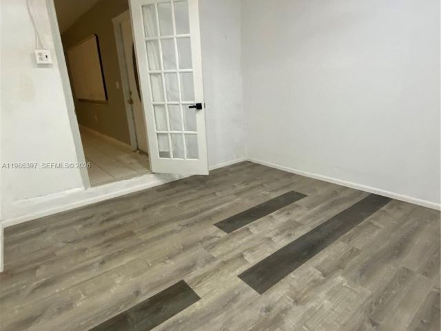 Дом в аренду по адресу 11128 Median St 0 - фото 7452914