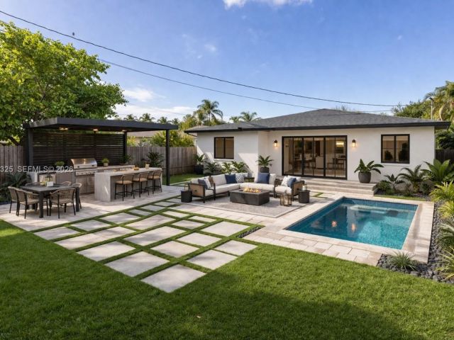 Продажа дома по адресу 21330 NE 25th Ct - фото 7520601