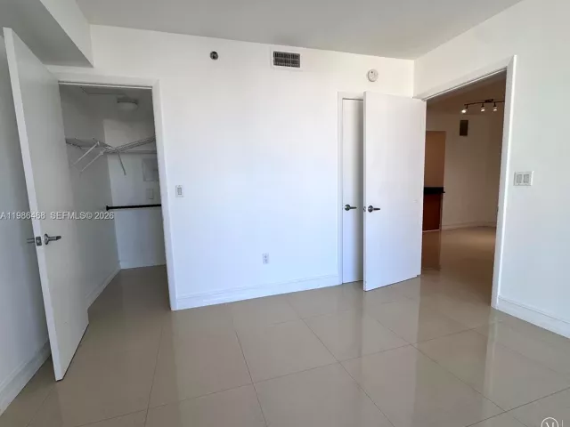 Продажа квартиры #2507 - фото 7517890