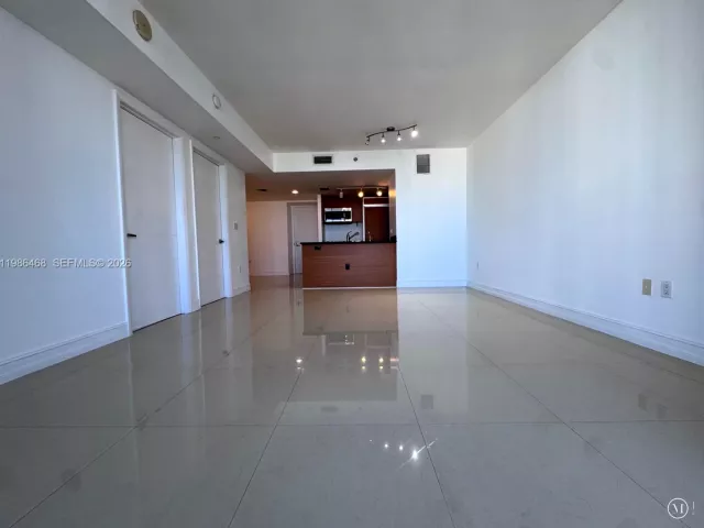 Продажа квартиры #2507 - фото 7517894